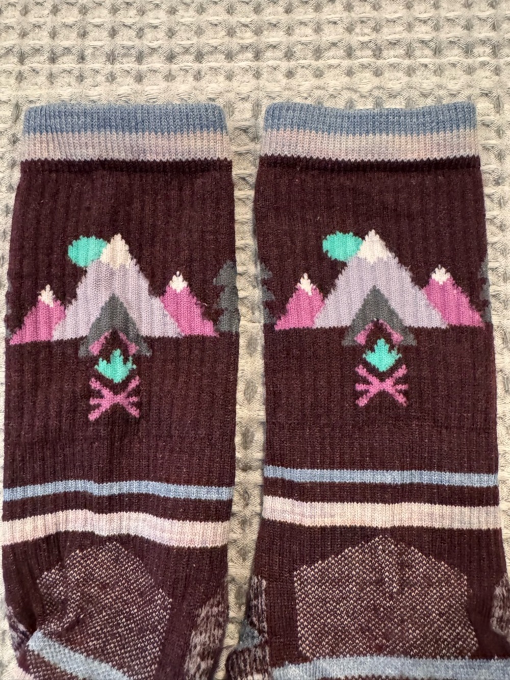Smartwool mountain pattern Hiking crew socks